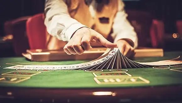 Tampilan layar game Tembak Ikan di aplikasi mobile japanbet dengan berbagai jenis ikan dan kontrol penembakan